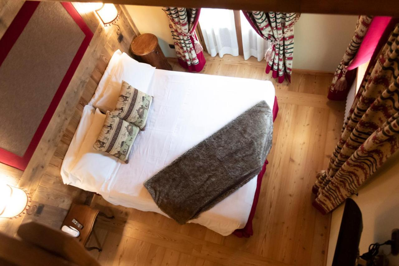 Laghetto Alpine Hotel & Restaurant Brusson Eksteriør bilde
